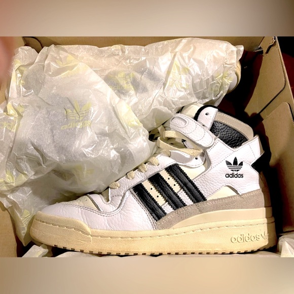 Adidas Originals | Forum ‘84 Hi | White-Black-Off White | 10.5 - Picture 1 of 2